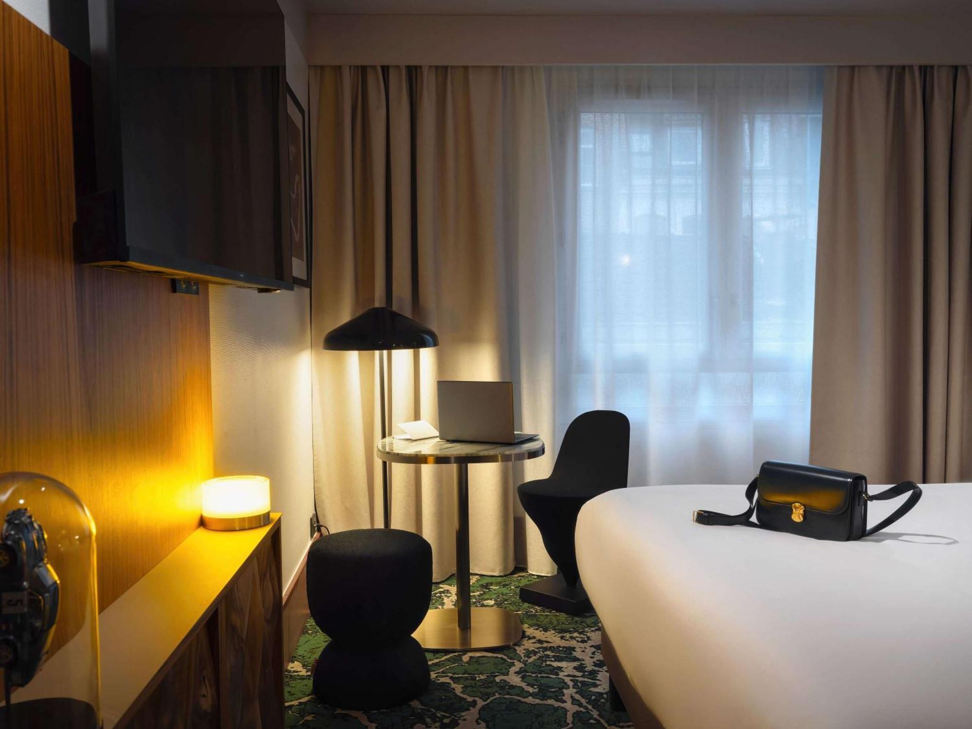 Mercure Lille Centre Vieux Лил Екстериор снимка