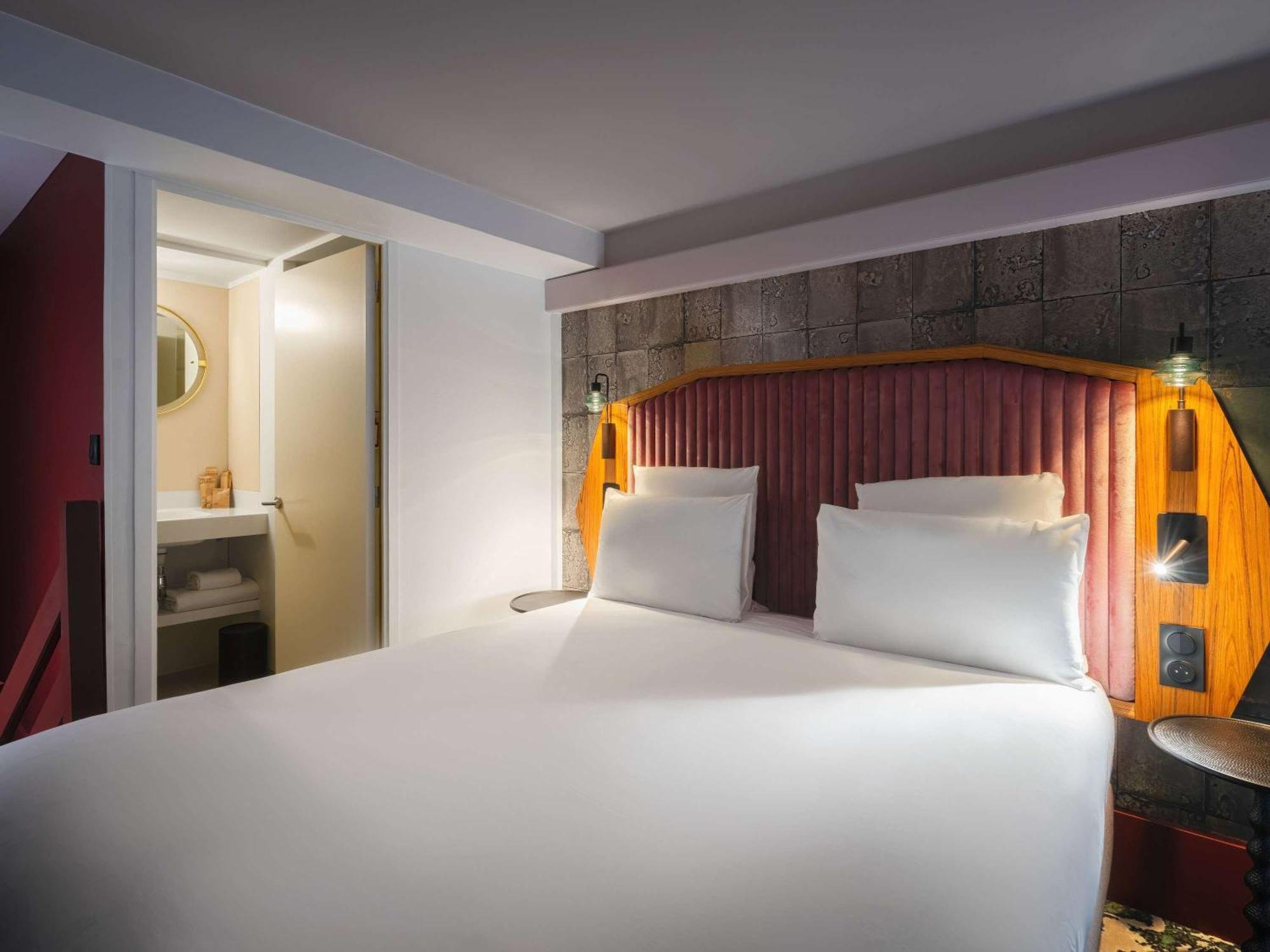 Mercure Lille Centre Vieux Лил Екстериор снимка