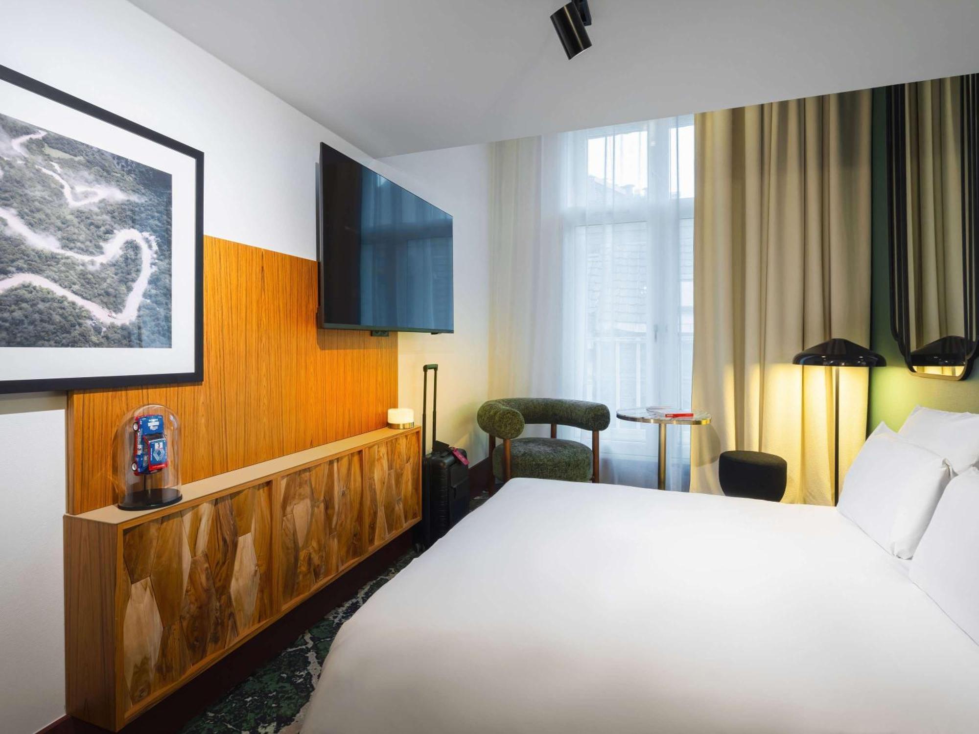 Mercure Lille Centre Vieux Лил Екстериор снимка