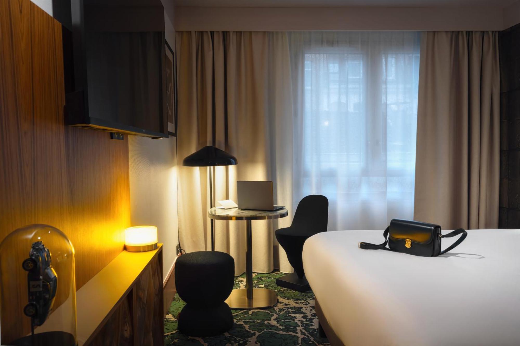 Mercure Lille Centre Vieux Лил Екстериор снимка